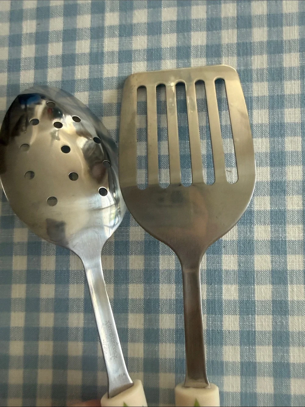 Temp-tations Silicone & Metal Slotted Dotted Serving Spoon & spatula- floral